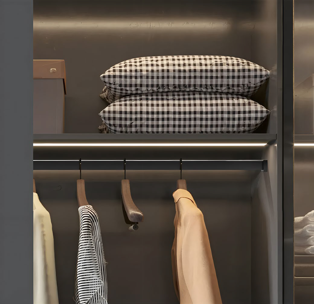 791Wardrobe tube